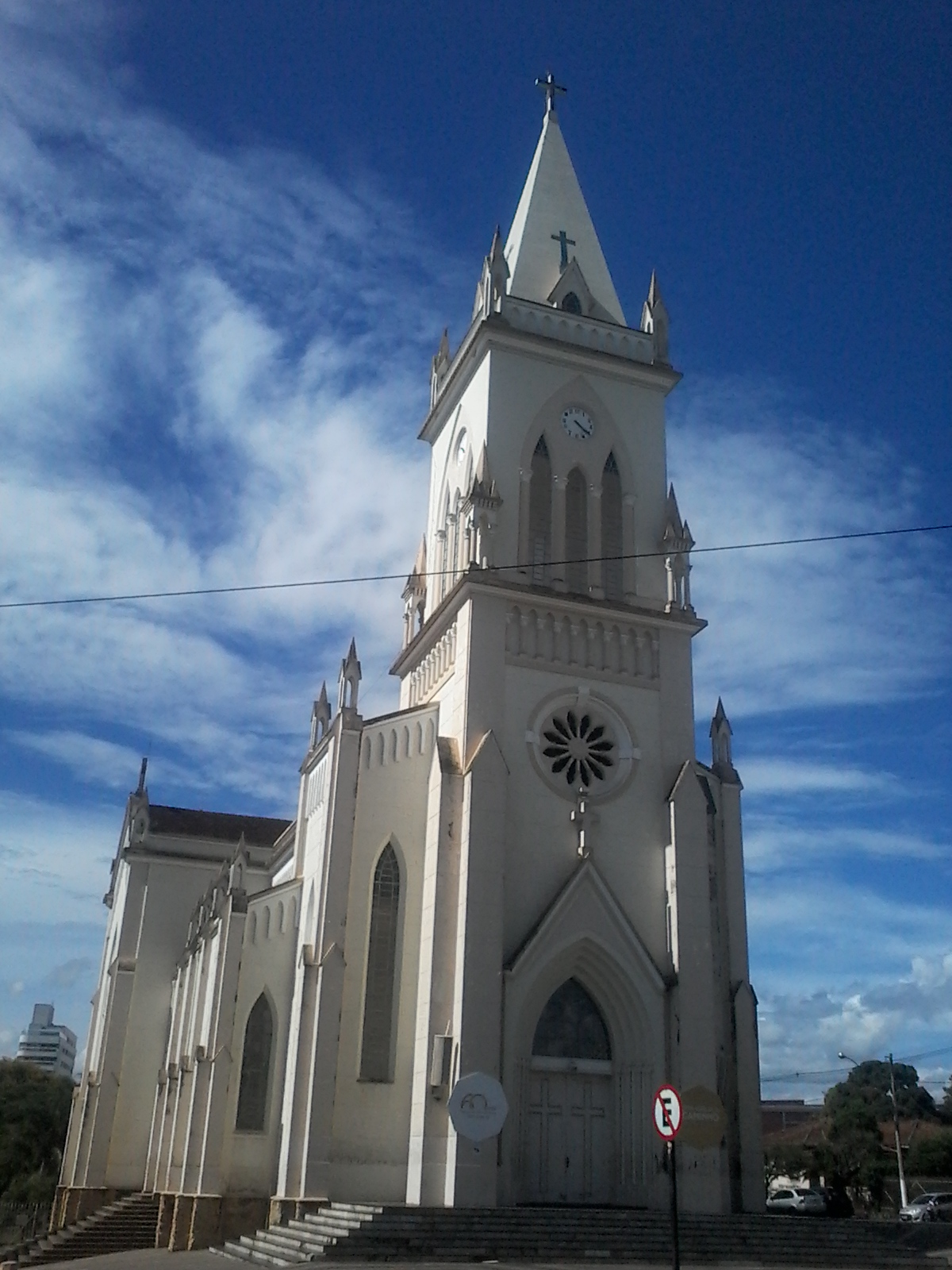 Imagem de referência de Diocese de Patos de Minas, descrito nos dados abertos como diocese católica no Brasil