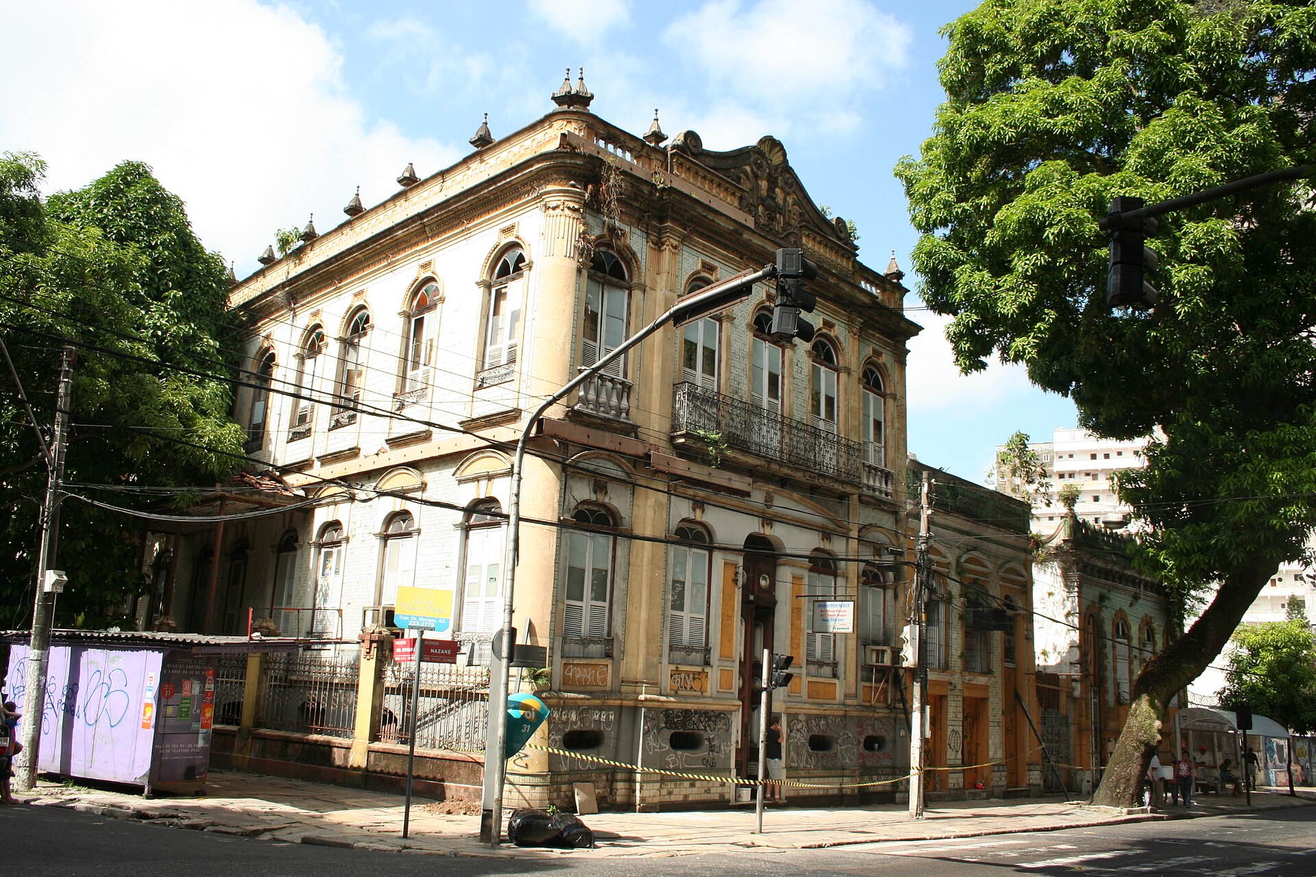 Imagem de referência de Palacete Faciola, descrito nos dados abertos como edifício em Belém, Pará
