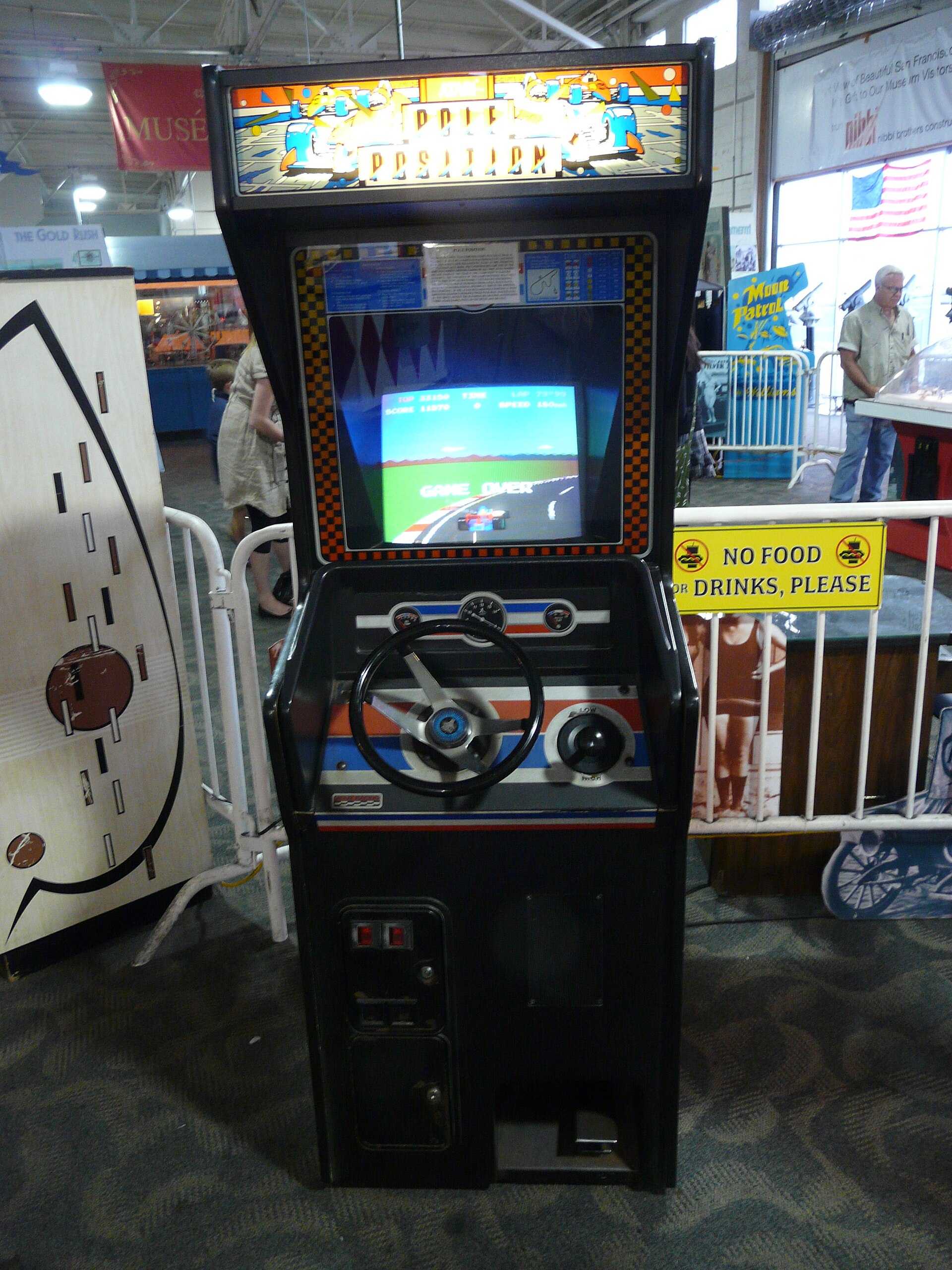 Imagem de referência relacionada a Pole Position, item descrito como videojogo de 1982