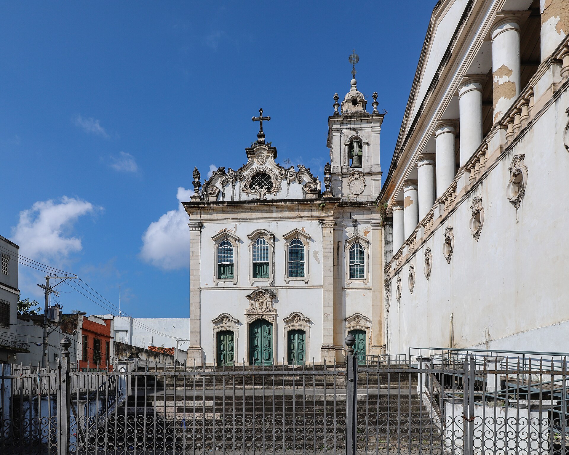 Imagem de referência de Igreja de Nossa do Pilar e Santa Luzia, descrito nos dados abertos como igreja em Salvador