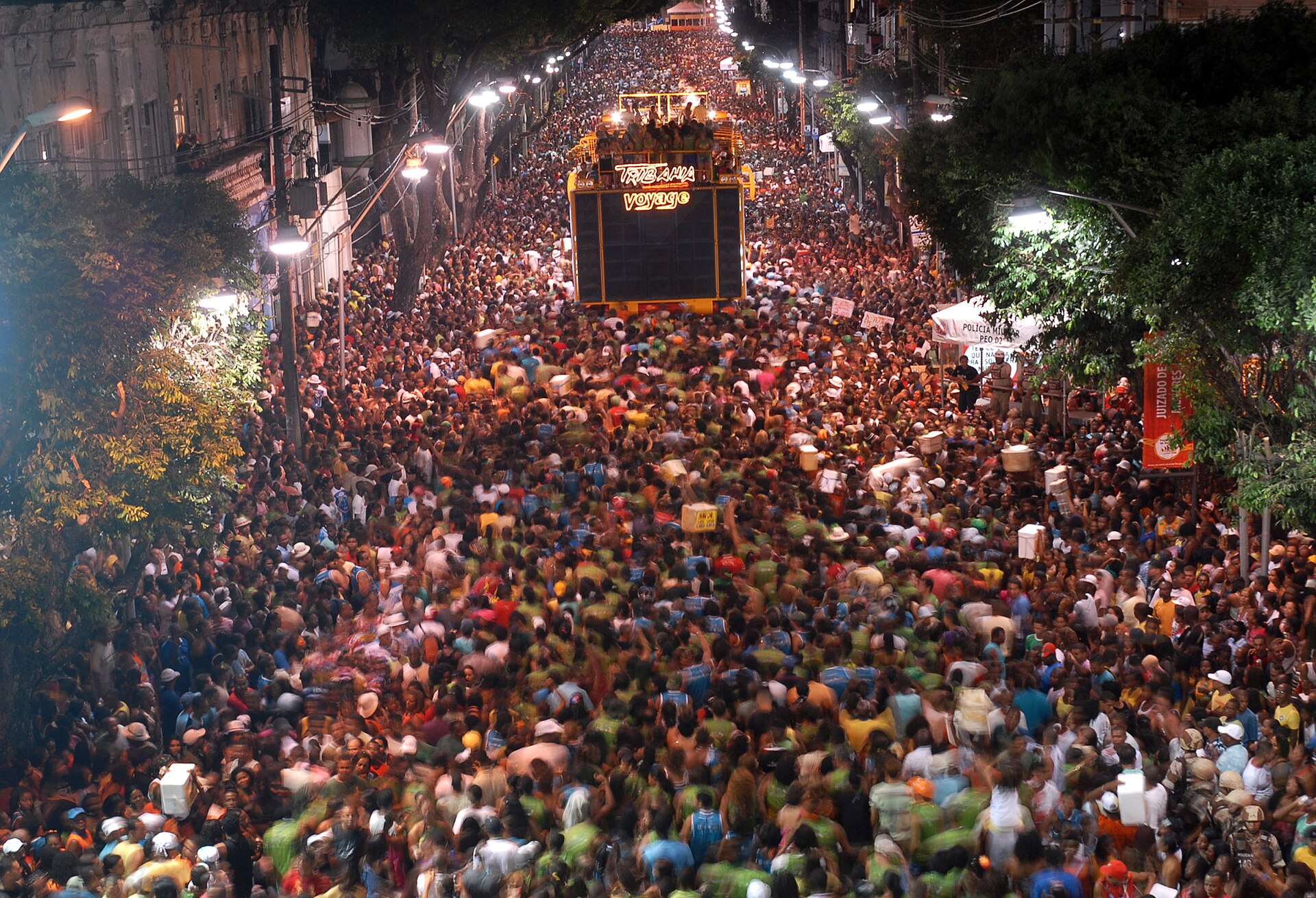 Imagem de referência de Carnaval de Salvador, descrito nos dados abertos como festa carnavalesca na cidade brasileira de Salvador