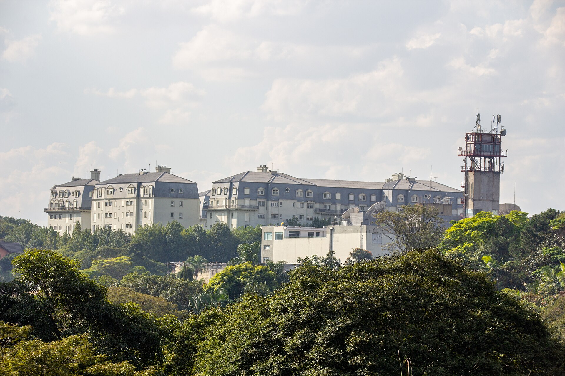 Imagem de referência relacionada a Palácio dos Bandeirantes, item descrito como sede do Governo do Estado de São Paulo