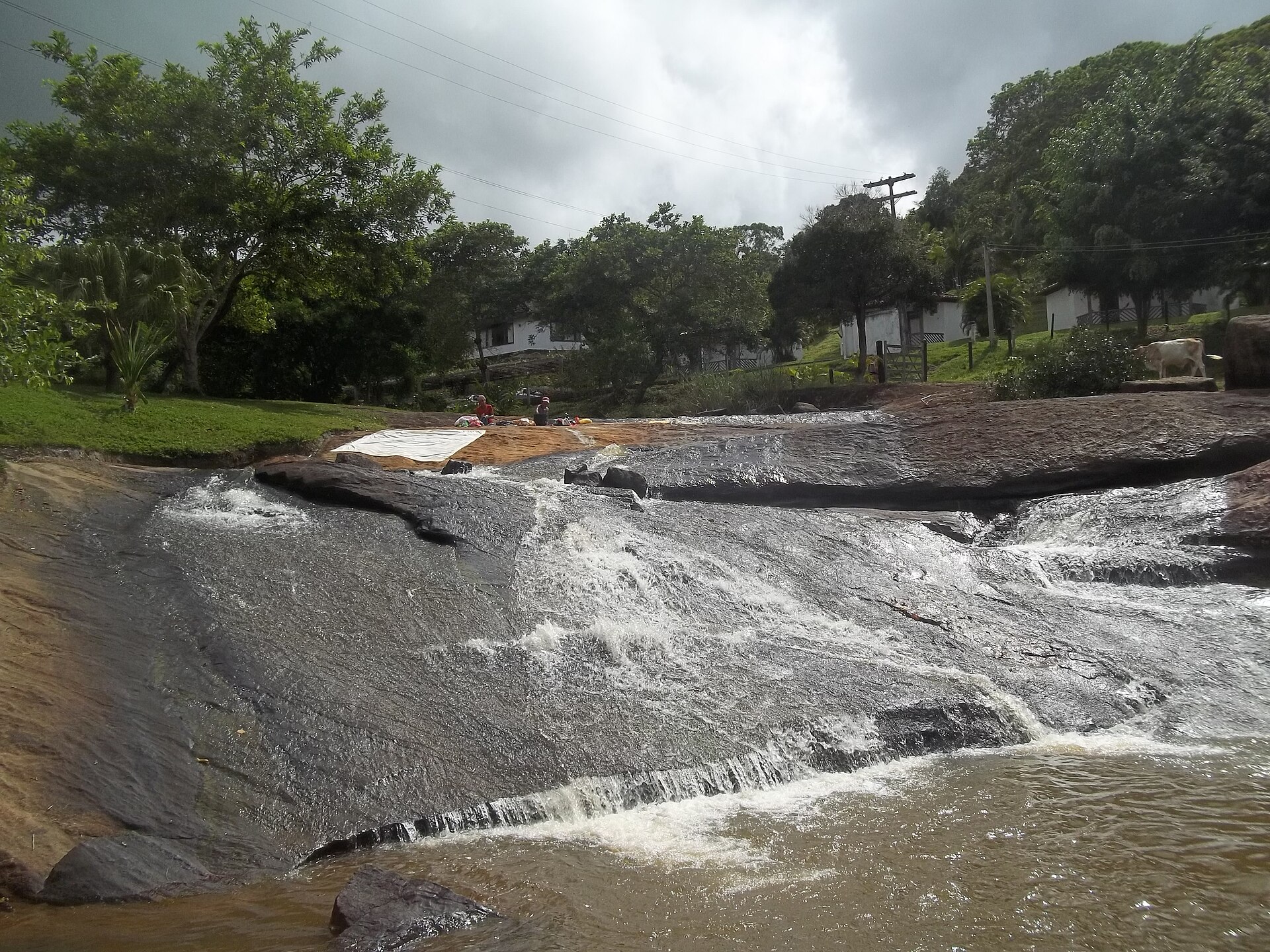 Imagem de referência de Jiquiriçá, descrito nos dados abertos como município do Estado da Bahia, Brasil