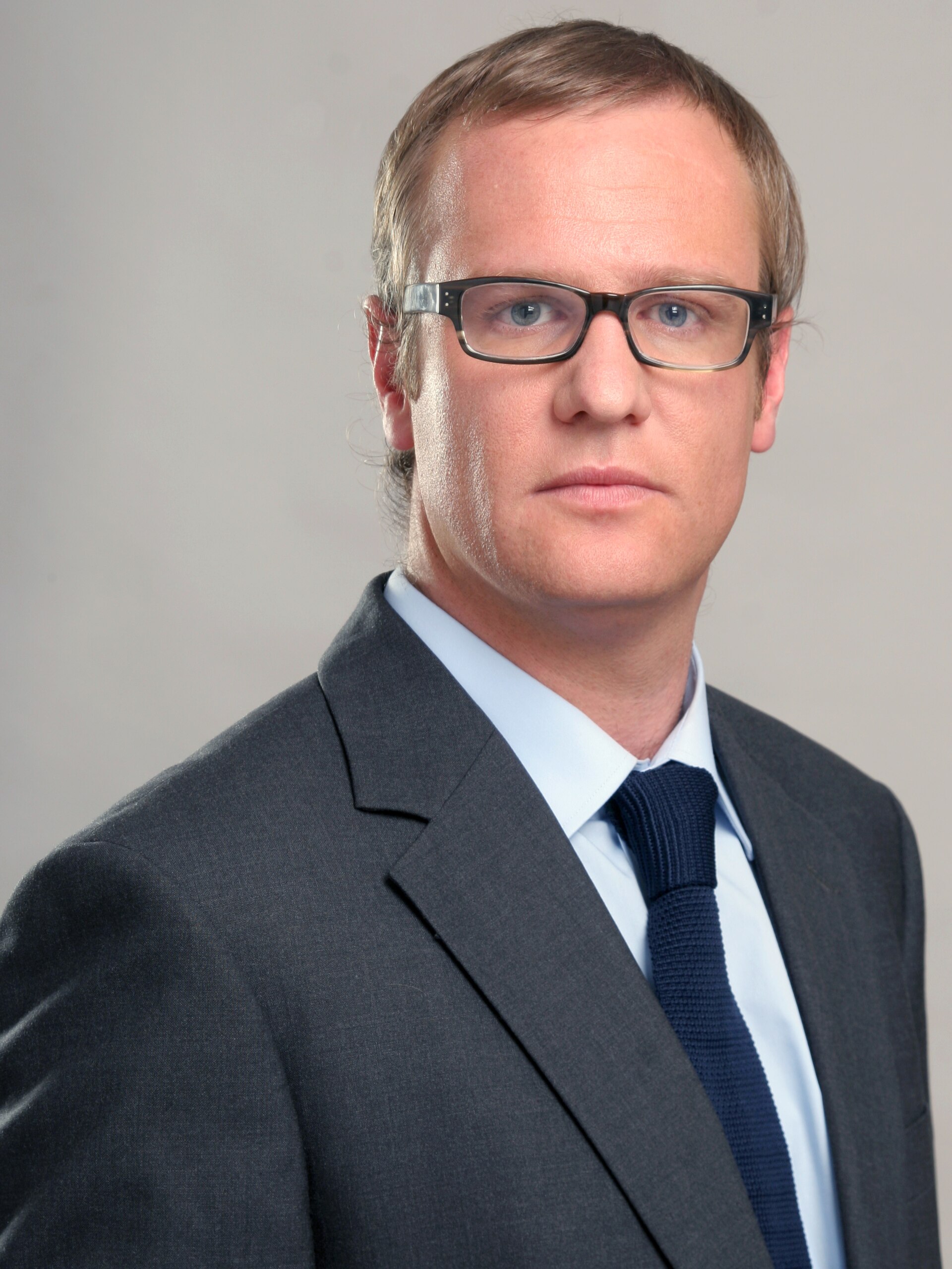 Imagem de referência relacionada a Felipe Kast, item descrito como político chileno