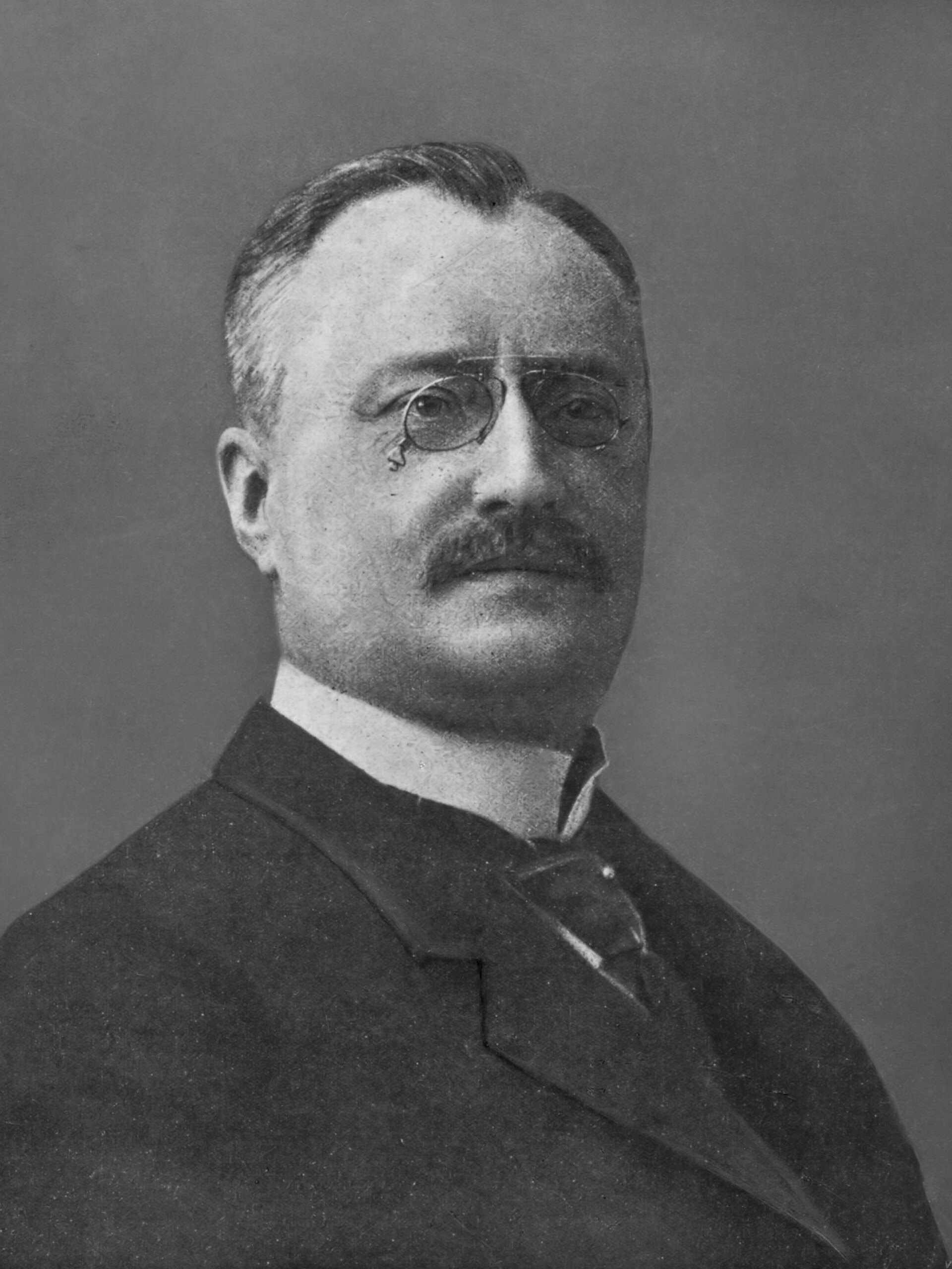 Imagem de referência relacionada a Cornelis Johannes Karel van Aalst, item descrito como registro de referência sobre Cornelis Johannes Karel van Aalst, organizado a partir de dados estruturados abertos