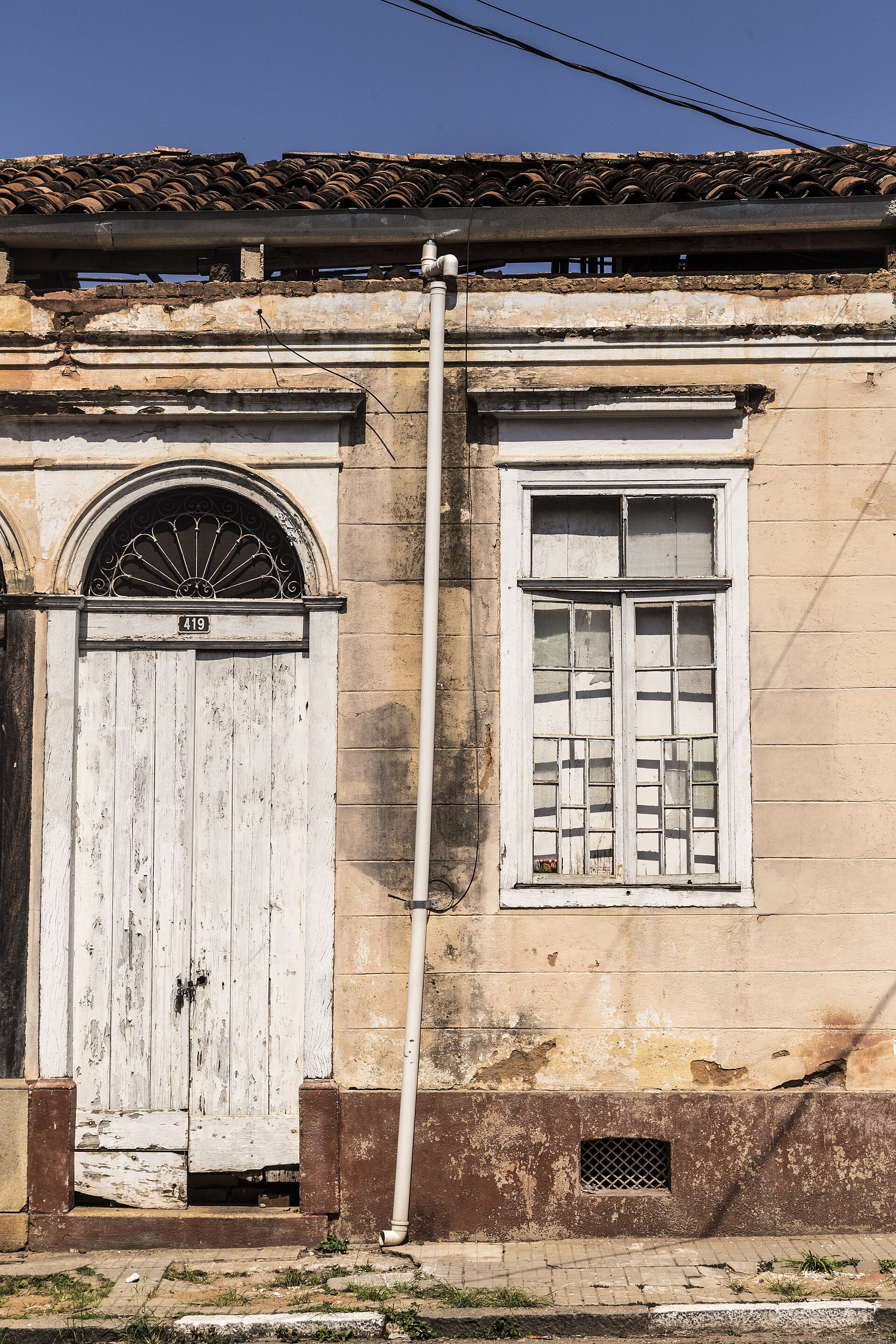 Imagem de referência de Imóvel à rua Ana Cintra, 419, descrito nos dados abertos como bem tombado pelo CONDEPHAAT na cidade de Amparo