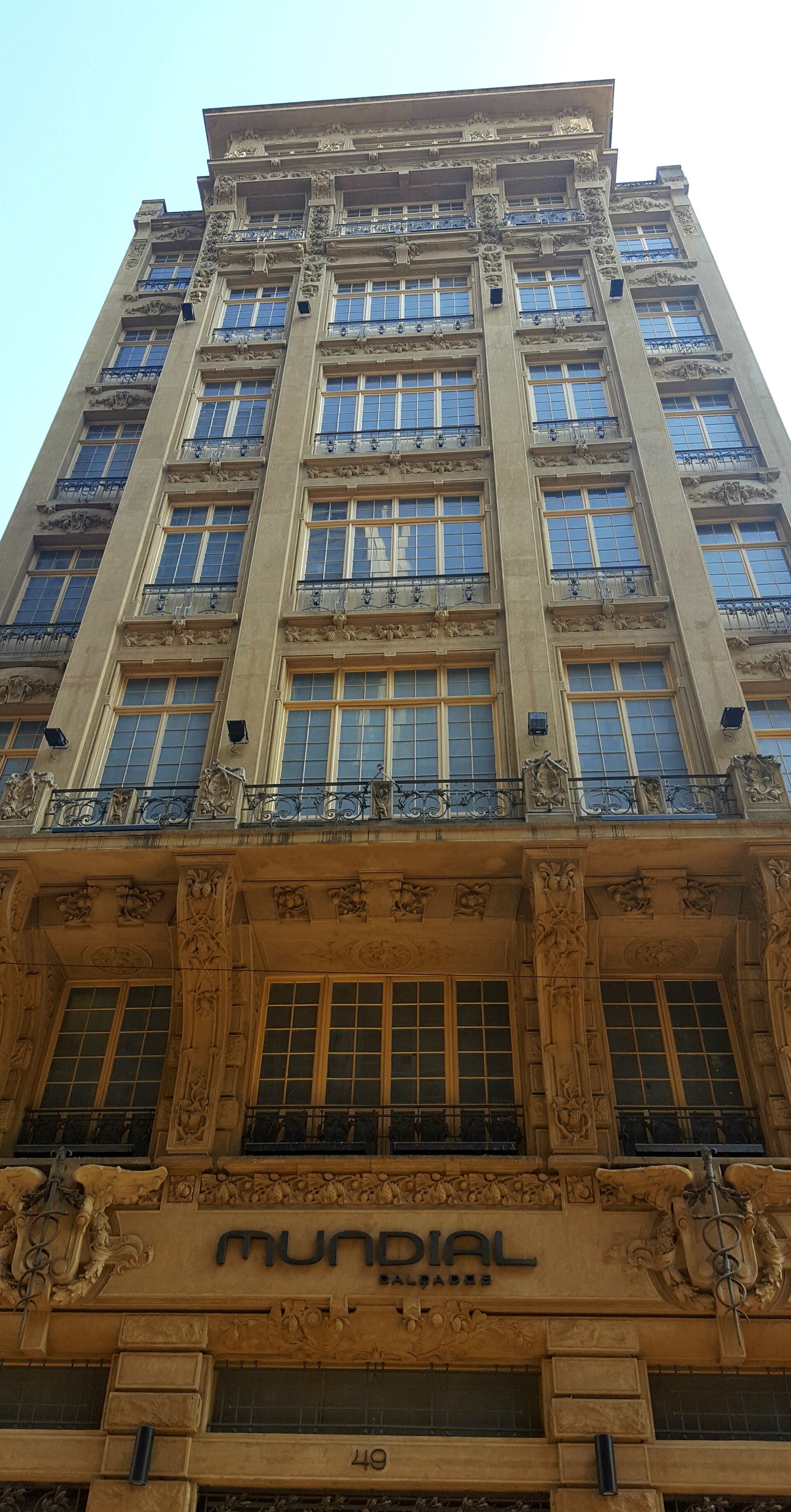 Imagem de referência relacionada a Edifício Guinle, item descrito como edifício em São Paulo