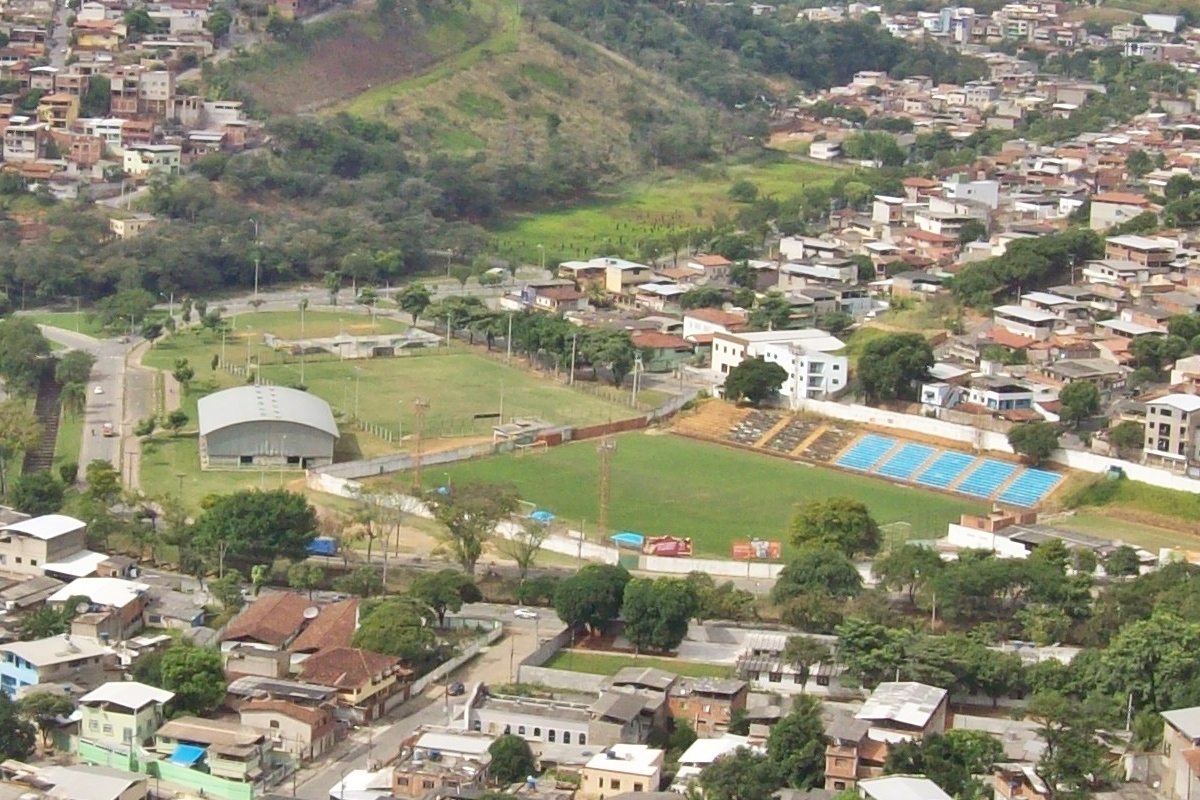 Imagem de referência de Estádio João Teotônio Ferreira, descrito nos dados abertos como estádio de futebol em Ipatinga, Minas Gerais, Brasil