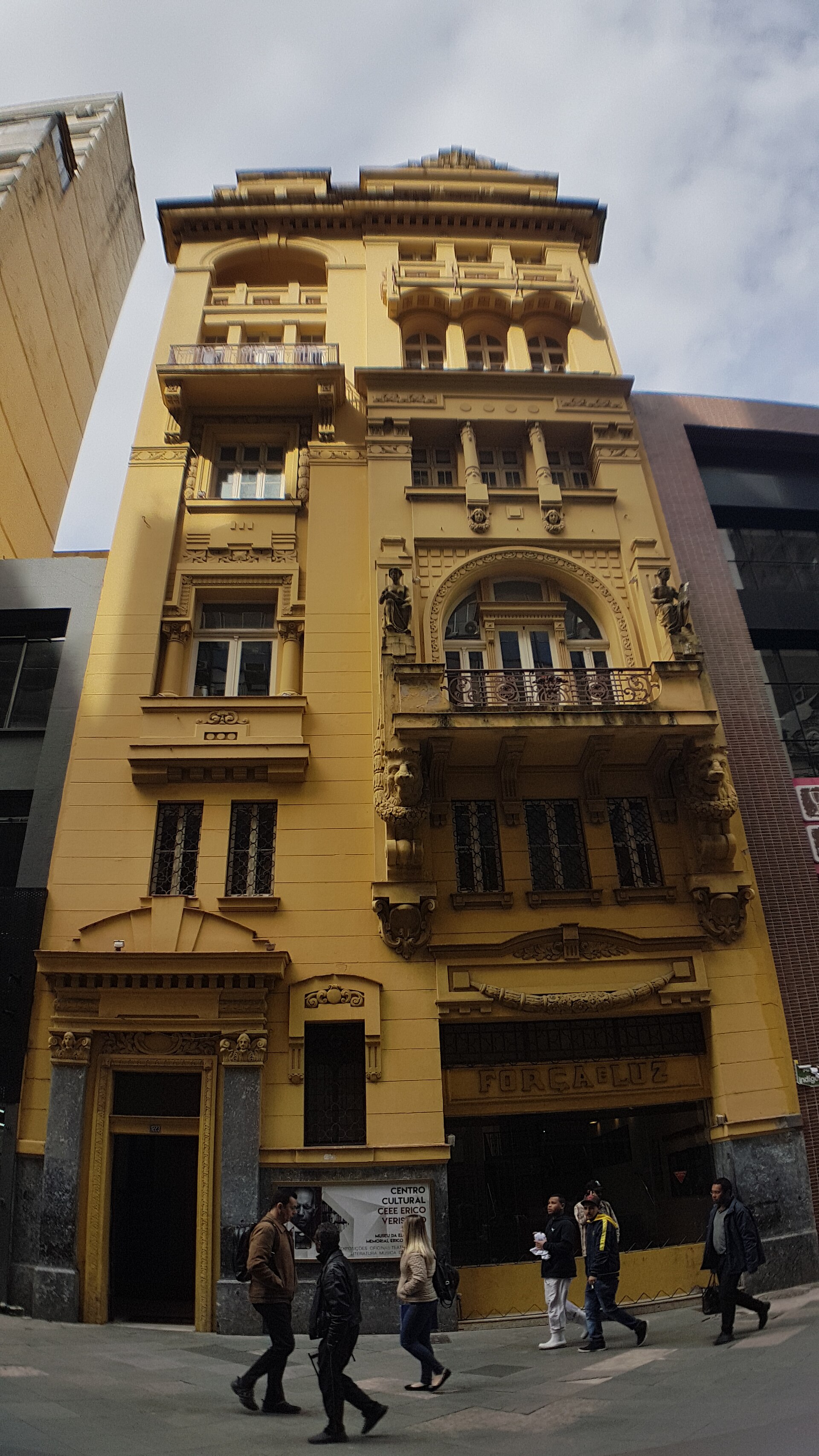 Imagem de referência relacionada a Espaço Força e Luz, item descrito como bem tombado pelo Instituto do Patrimônio Histórico e Artístico do Estado do Rio Grande do Sul na cidade de Porto Alegre