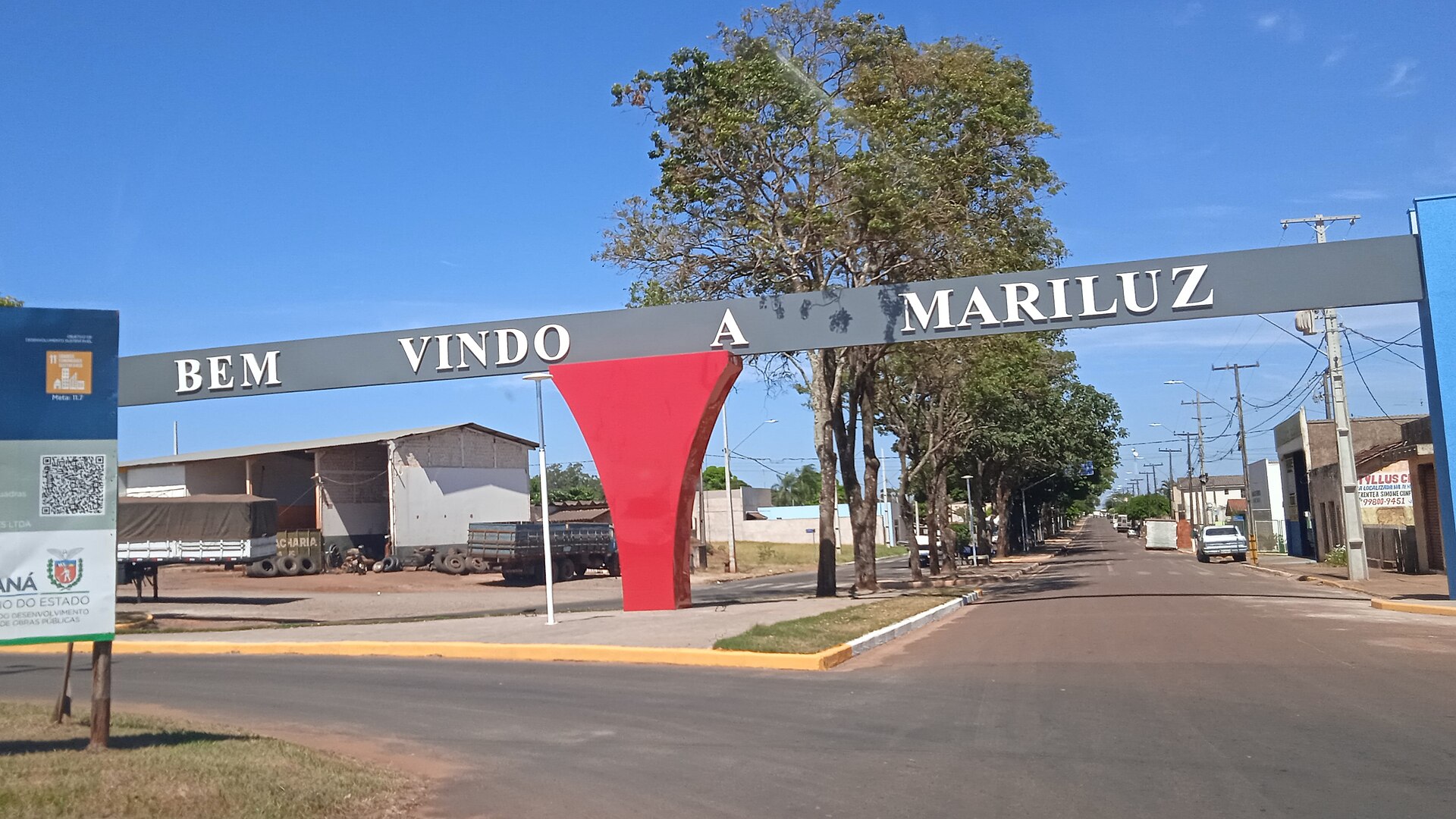 Imagem de referência relacionada a Mariluz, item descrito como município da Região Geográfica Imediata de Umuarama, na Região Geográfica Intermediária de Maringá, no estado do Paraná, no Brasil