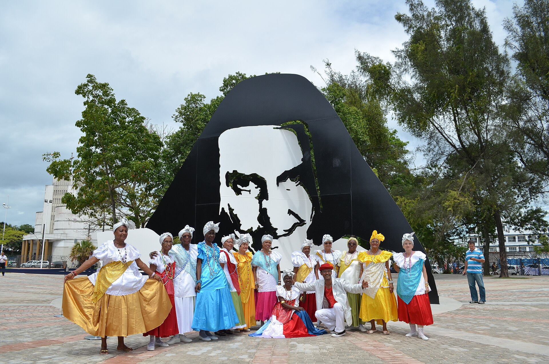 Imagem de referência de Largo de Roma, descrito nos dados abertos como logradouro público em Salvador, município capital do estado brasileiro da Bahia