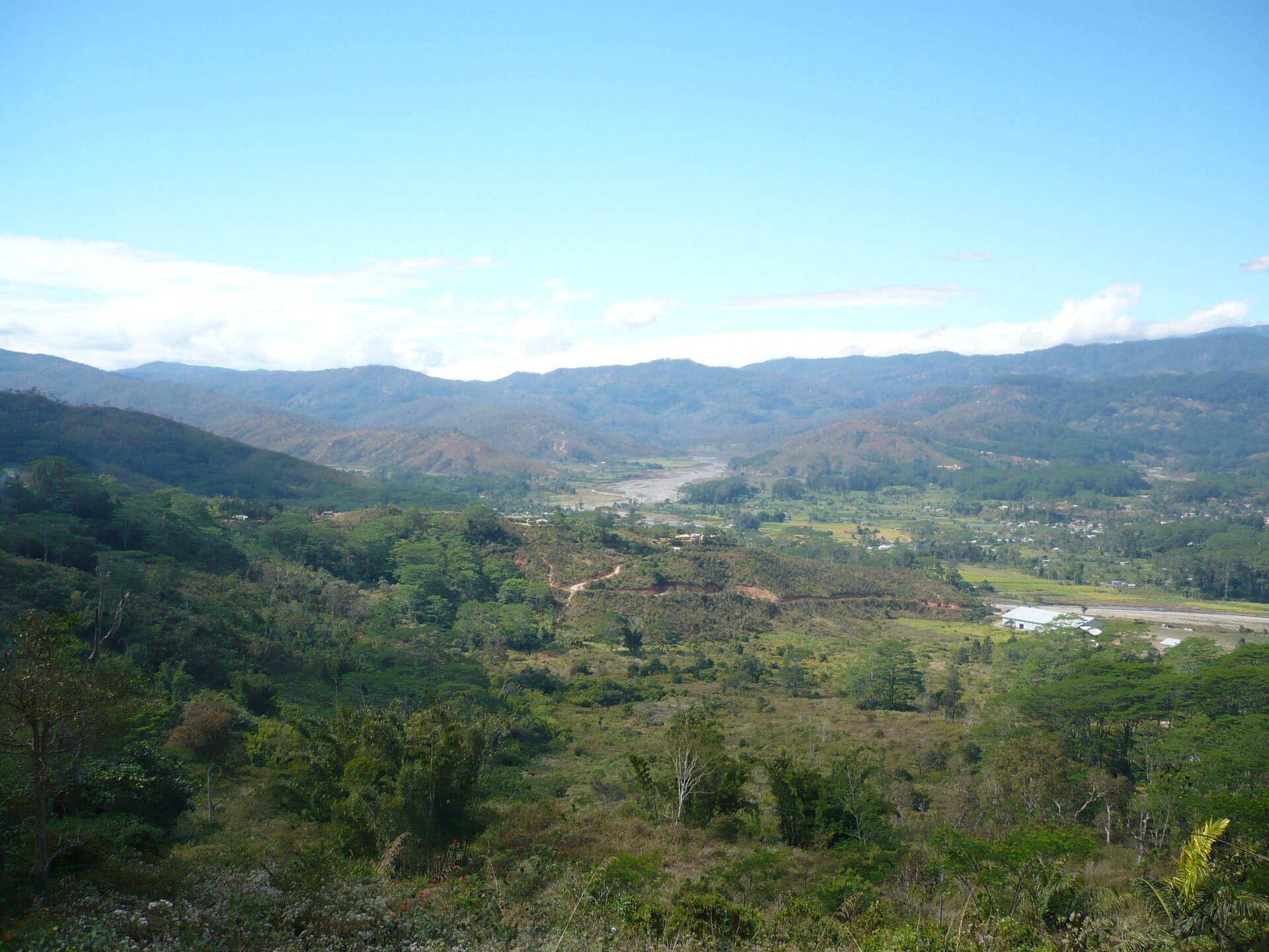 Imagem de referência relacionada a Gleno, item descrito como capital de Ermera, Timor-Leste