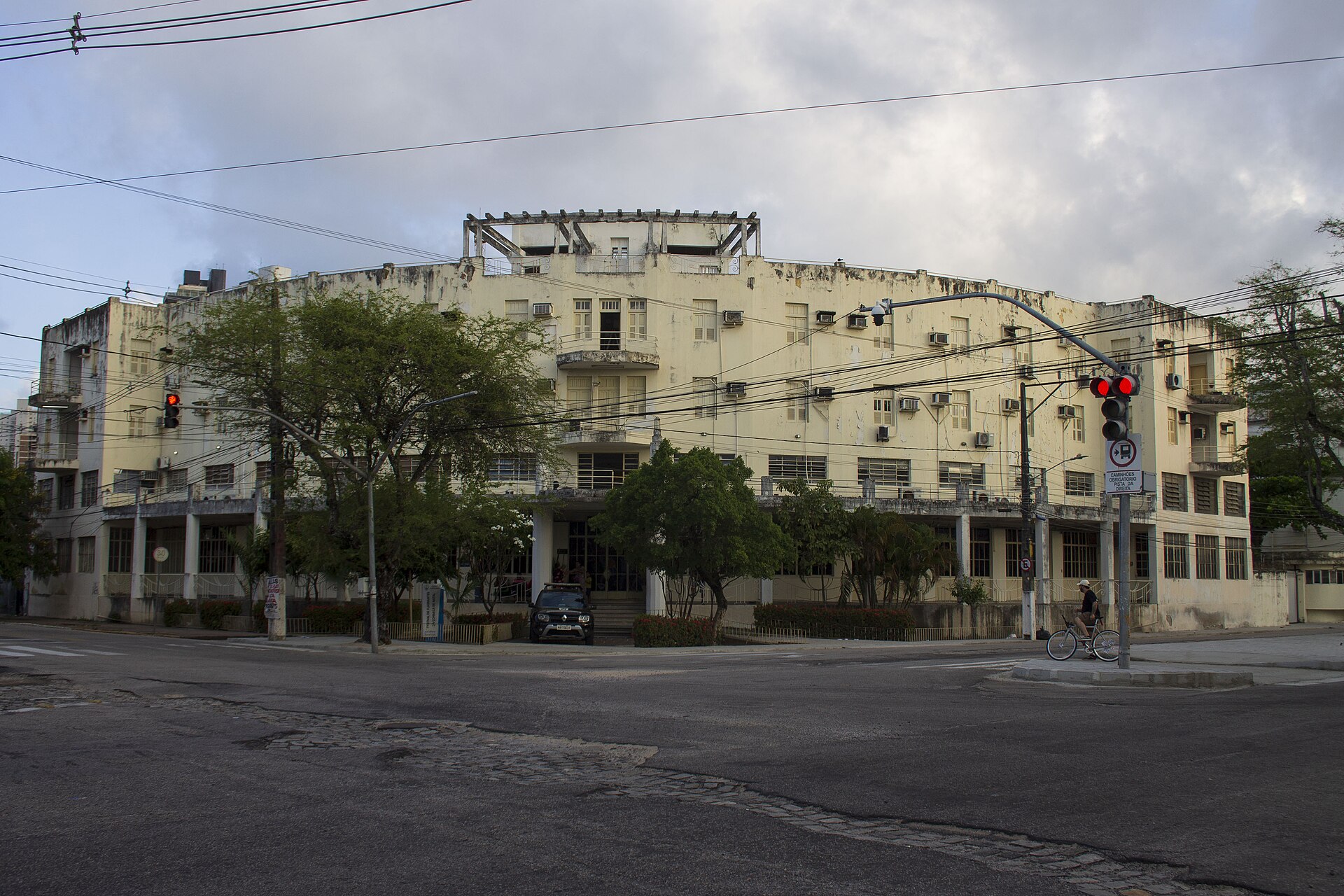 Imagem de referência de Grande Hotel (Natal), descrito nos dados abertos como bem tombado em Natal, Rio Grande do Norte, Brasil