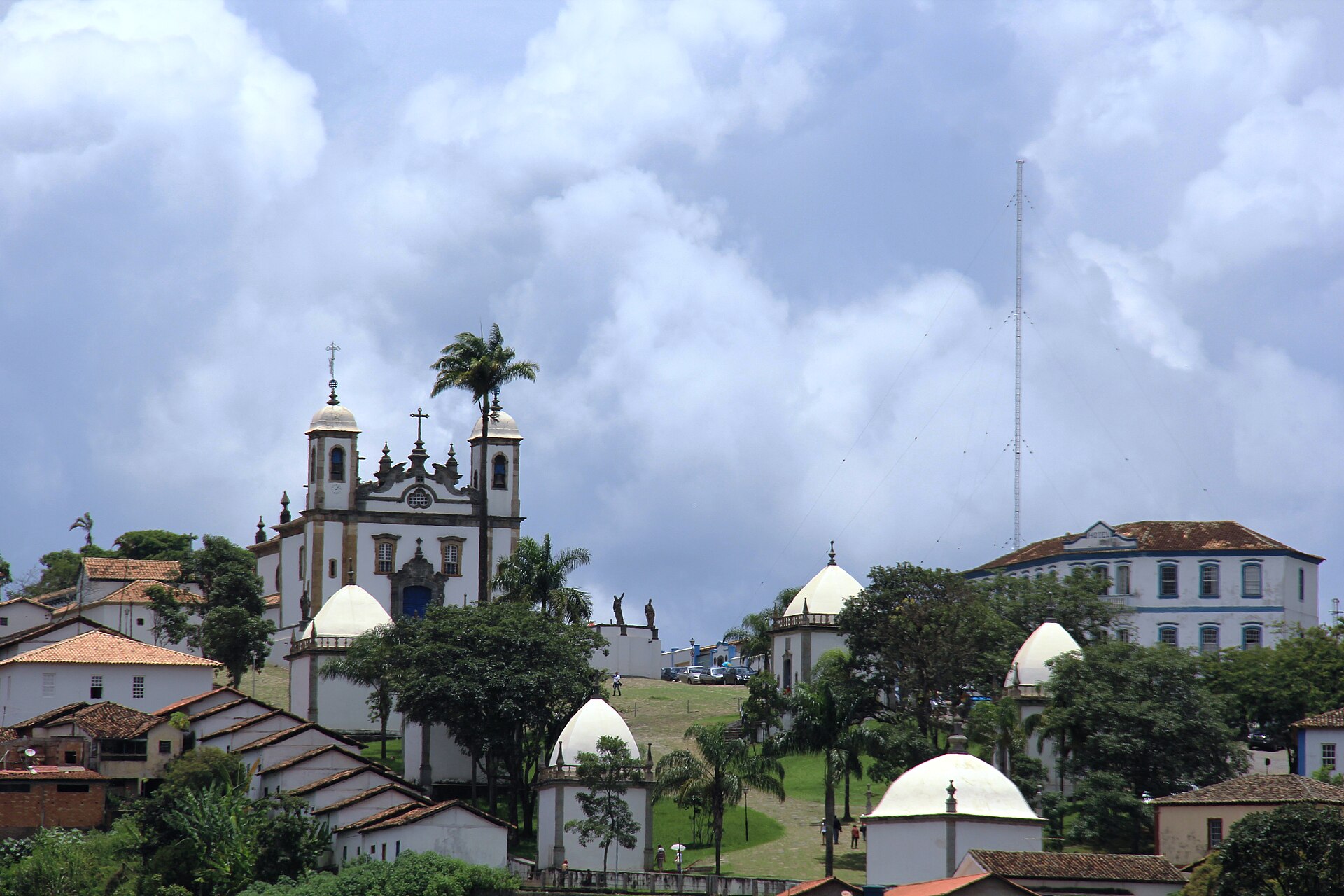 Imagem de referência de Santuário do Bom Jesus de Matosinhos, descrito nos dados abertos como igreja em Congonhas, MG, Brasil