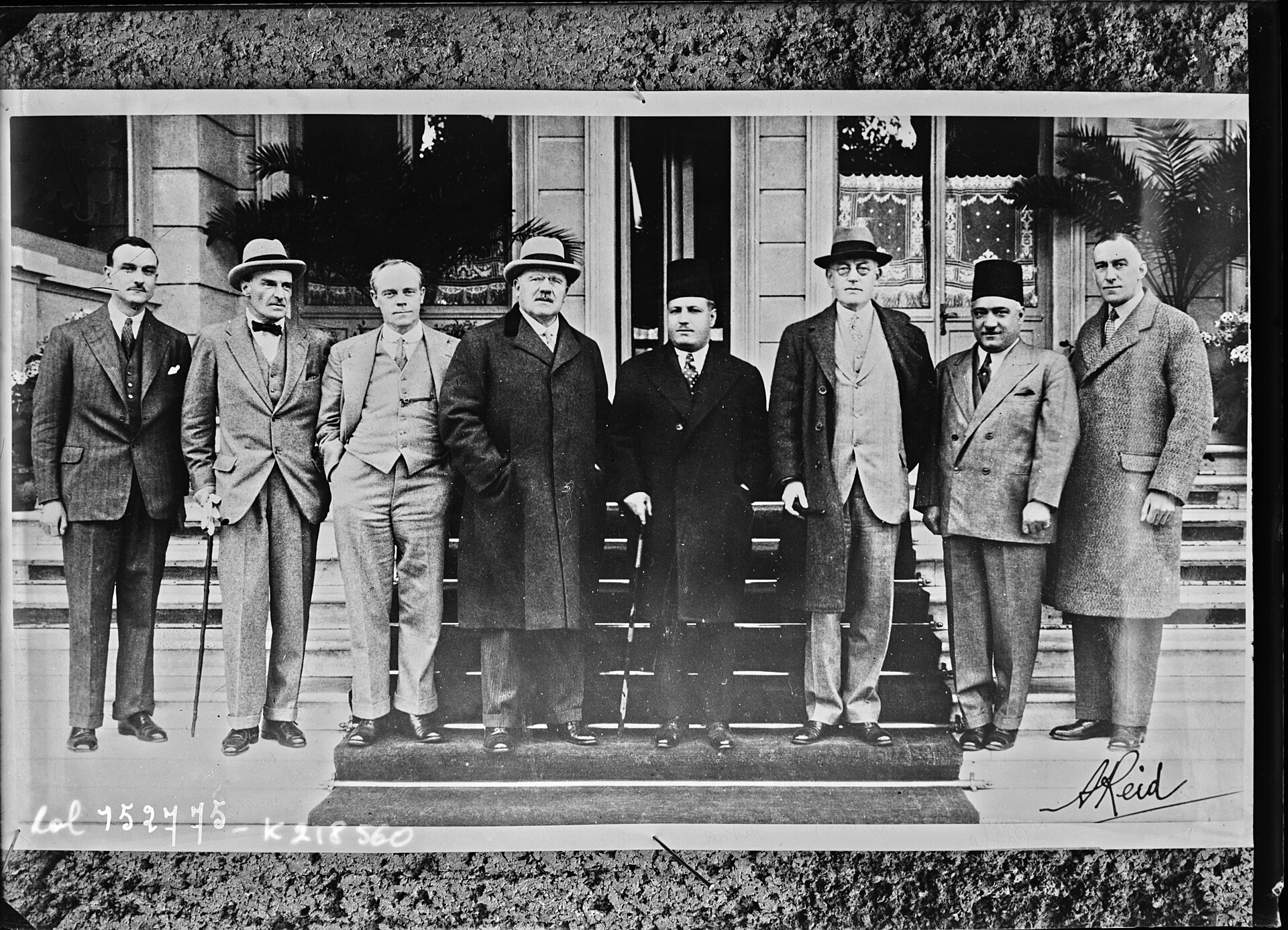 Imagem de referência relacionada a Ahmed Abdel Wahab Pasha, item descrito como político egípcio