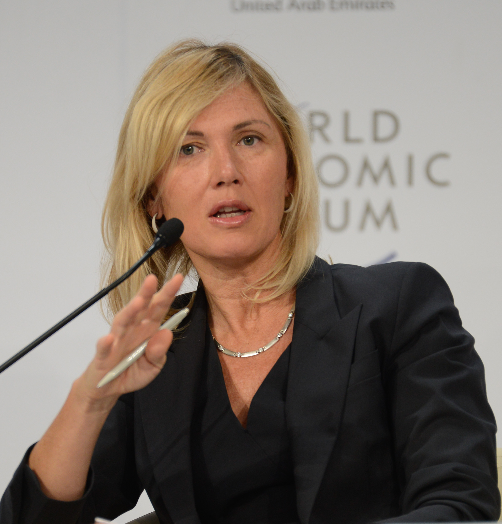 Imagem de referência relacionada a Beatrice Weder di Mauro, item descrito como registro de referência sobre Beatrice Weder di Mauro, organizado a partir de dados estruturados abertos