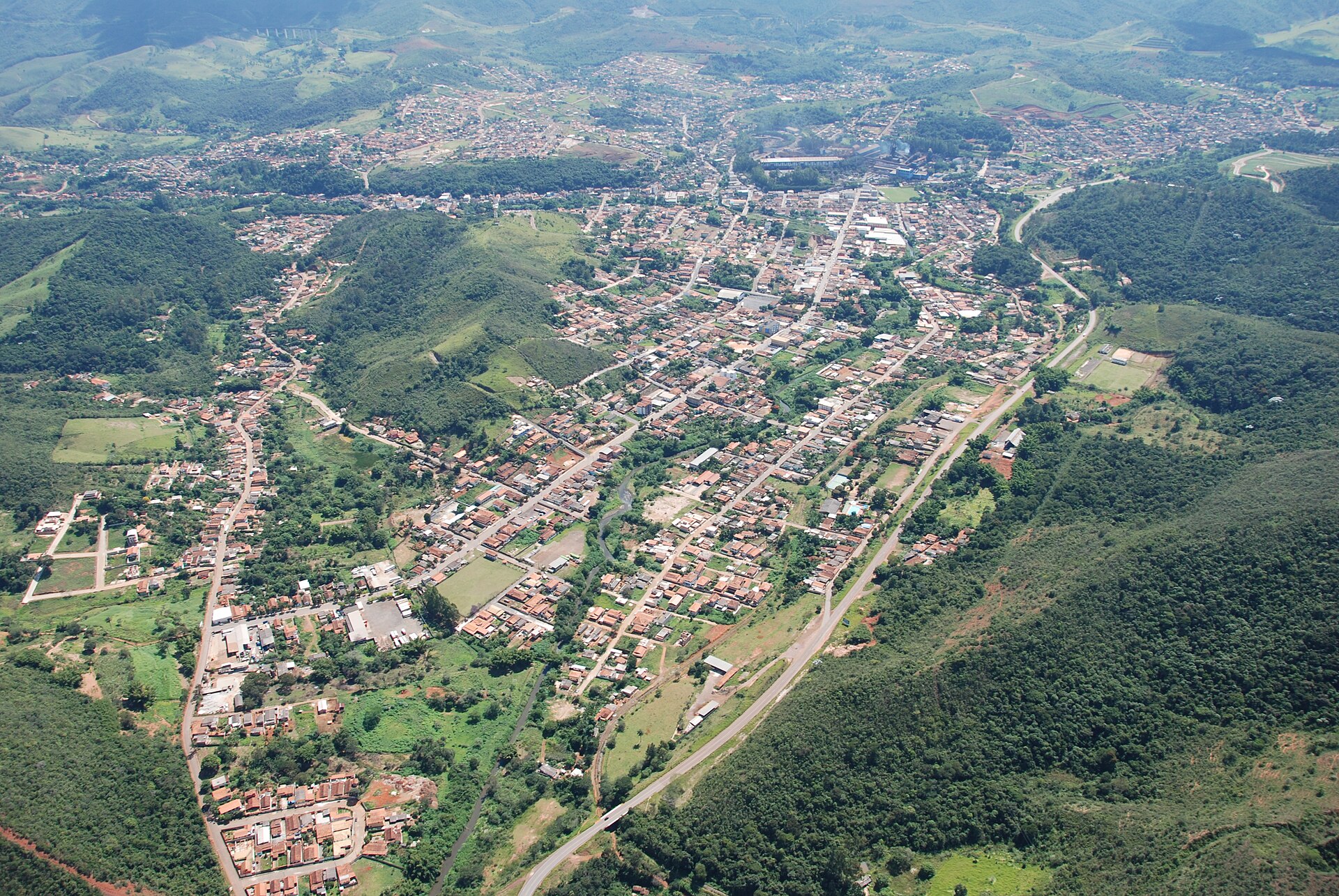 Imagem de referência de Barão de Cocais, descrito nos dados abertos como município brasileiro do estado de Minas Gerais