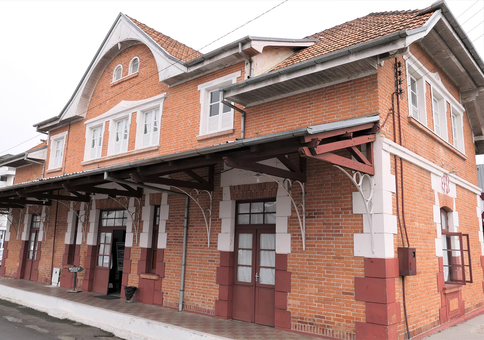 Imagem de referência de Antiga Estação Ferroviária de Rio do Sul, descrito nos dados abertos como bem tombado pela Fundação Catarinense de Cultura na cidade de Rio do Sul