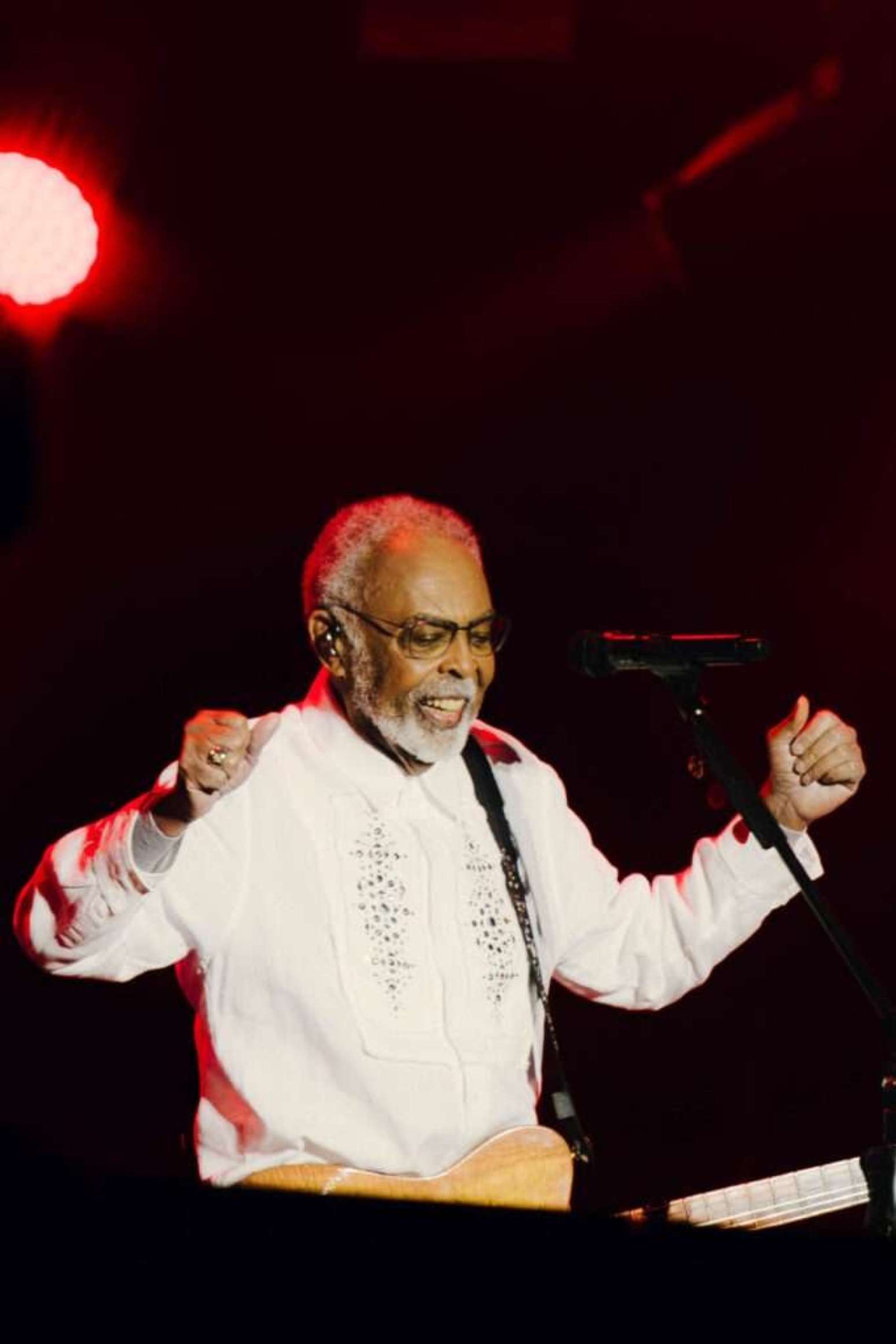 Imagem da matéria: Gilberto Gil revisita sua história e conecta gerações em show no Rock in Rio 2026