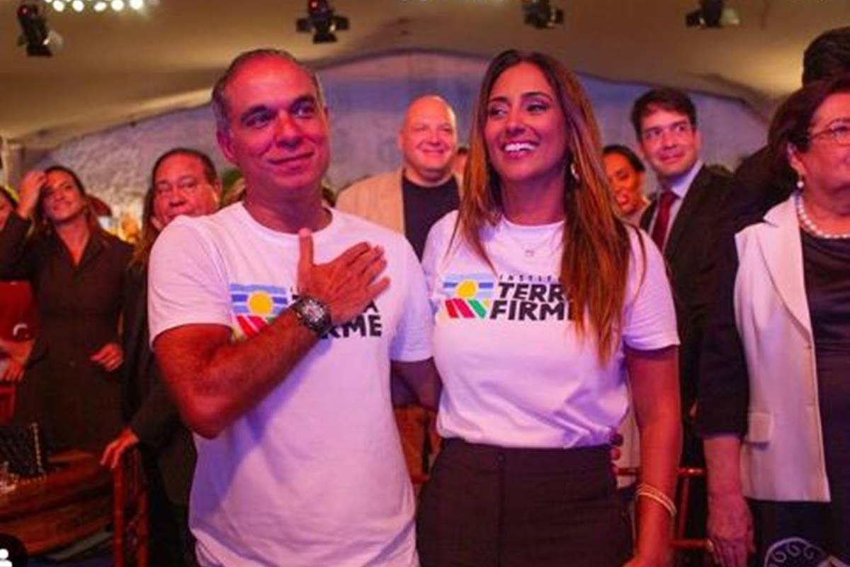 Flávia Peres e Augusto Lima