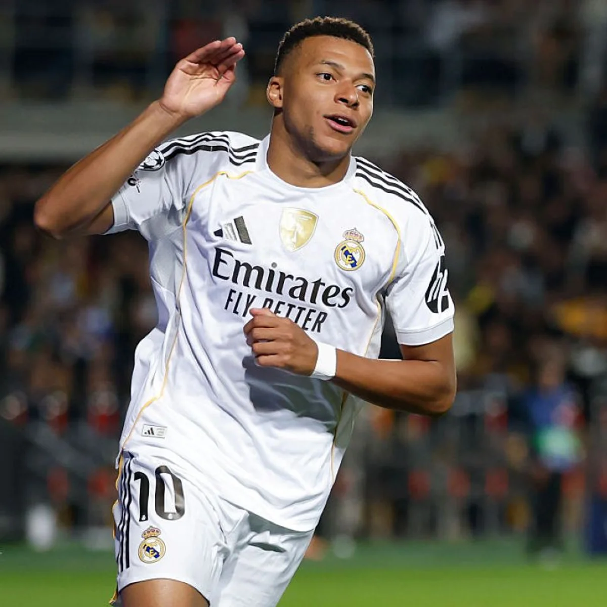 Mbappé revela que gostaria de ter Ronaldo Fenômeno de volta ao Real Madrid