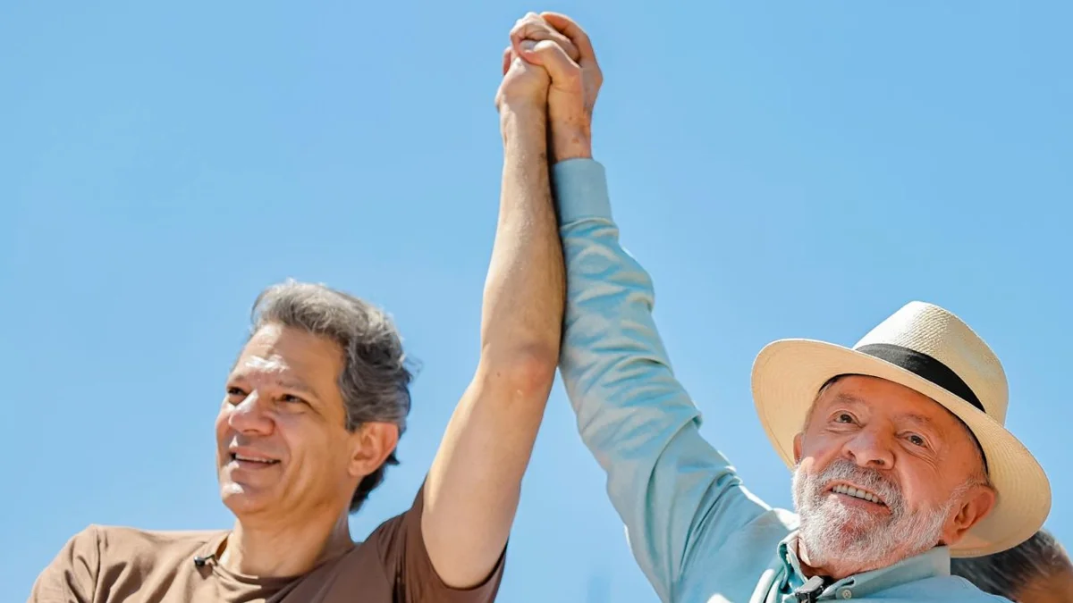 Haddad e marqueteiro passam a integrar campanha de Lula no 2º turno