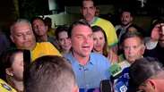 Flávio Bolsonaro diz estar ‘satisfeito’ com resultado do 1º turno: ‘É o fim da era do PT’