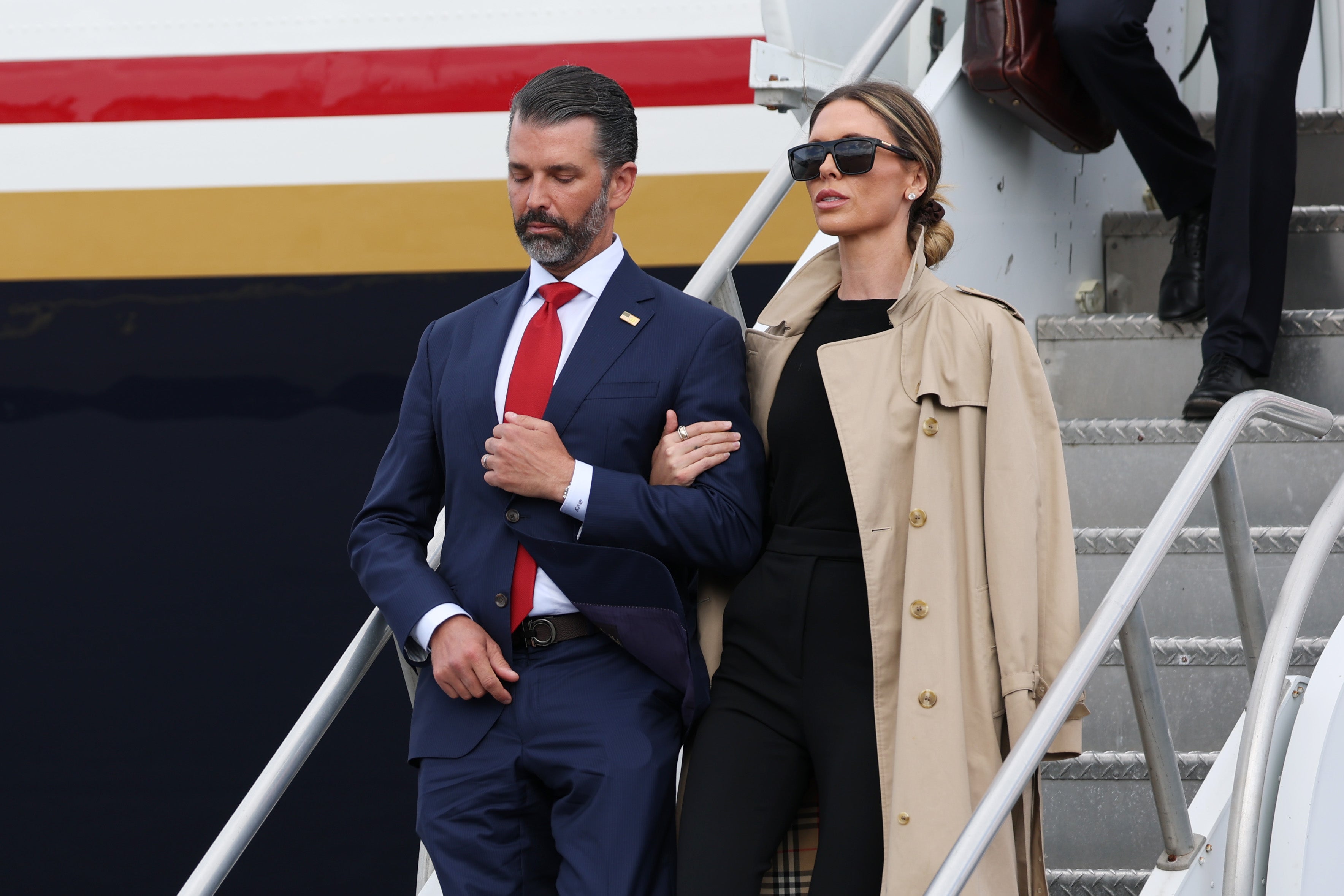 O pal de Putin responde à alegação de Trump de que Don Jr. o reembolsou pelo casamento