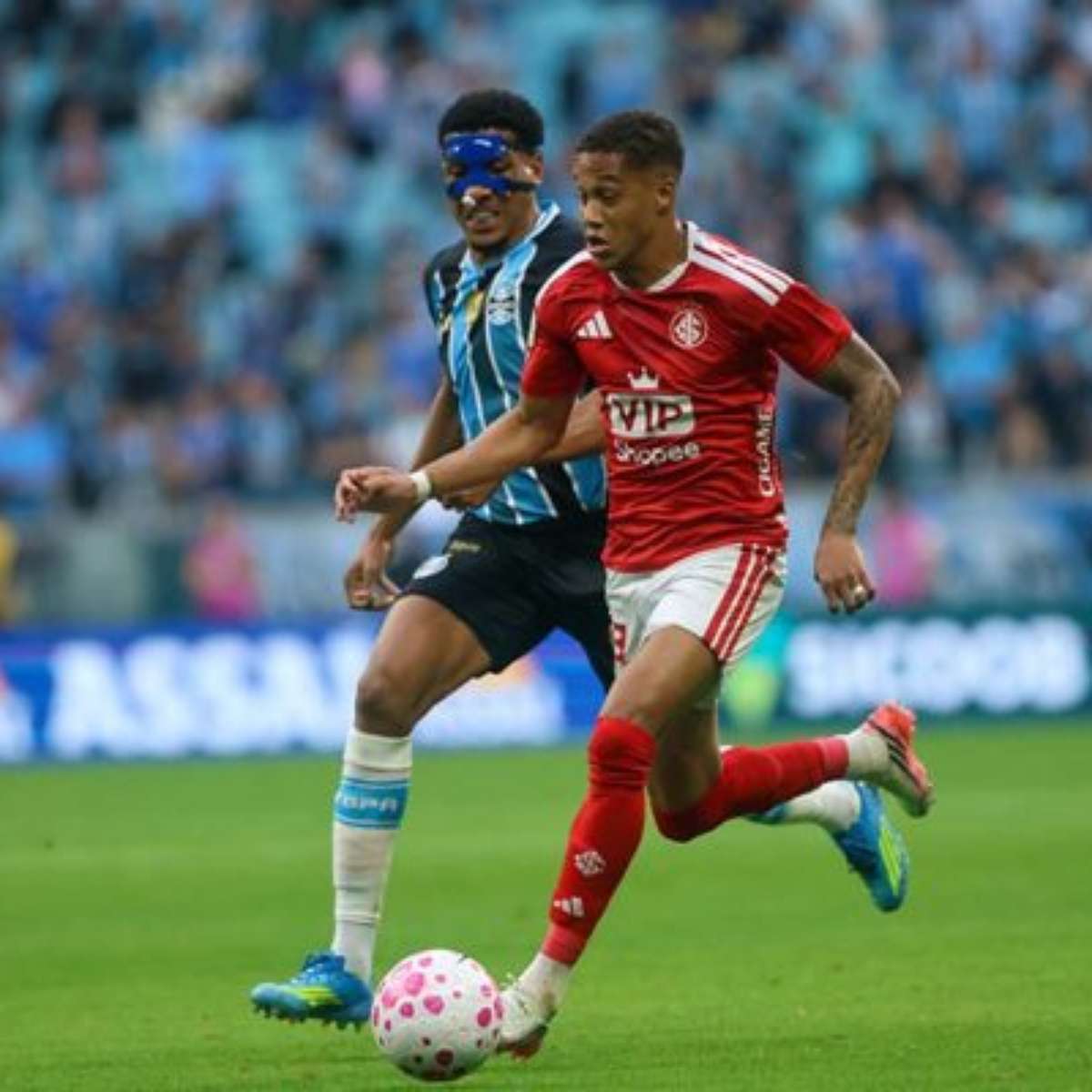 Grêmio e Internacional ficam no empate e seguem no Z4 do Brasileirão