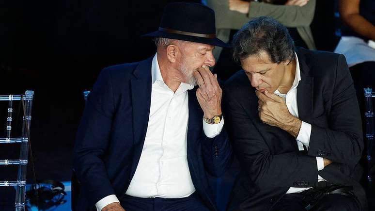 'Desafio de Flávio é ser presidente de direita normal', avalia economista Samuel Pessôa