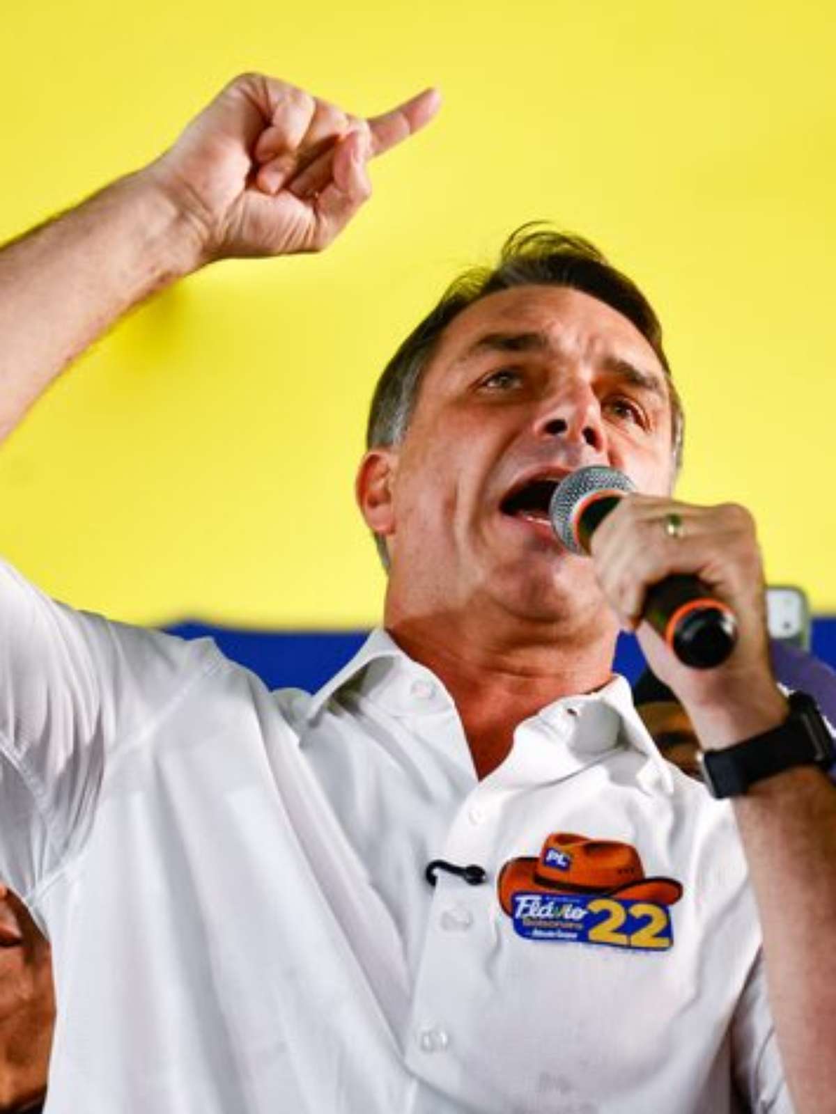 Assim como o pai, Flávio Bolsonaro repete discurso contra reeleição; entenda o que seria preciso para mudar a lei