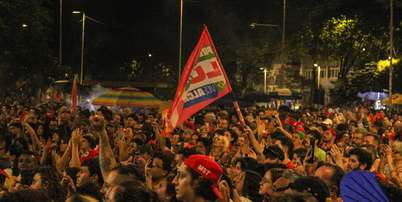 Estudantes fazem manifestação em São Paulo a favor da reeleição de Lula (PT) nesta quinta-feira, 8 Foto: Gabriela Pereira/Enquadrar/Estadão Conteúdo
