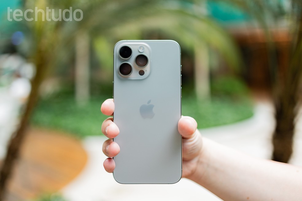 iPhone com melhor bateria: 7 modelos para esquecer o carregador em 2026