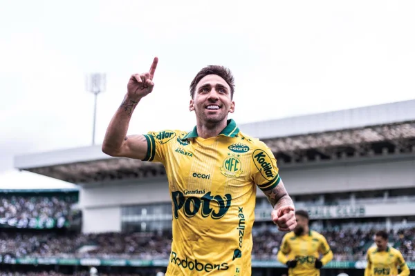 Brasileirão: Mirassol e Internacional duelam na luta contra o rebaixamento - destaque galeria