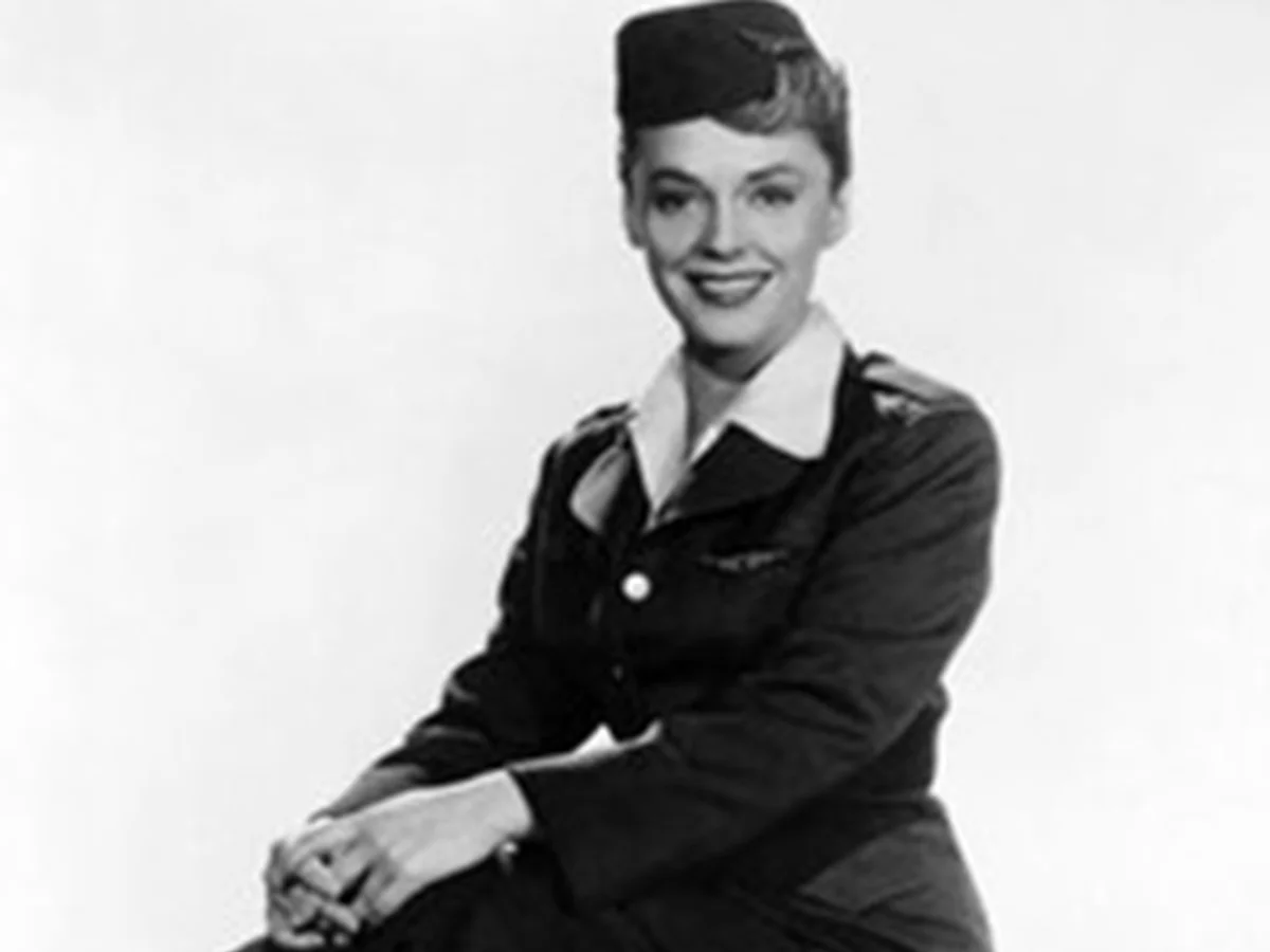 Morre Peggy King, atriz com estrela na Calçada da Fama, aos 96 anos