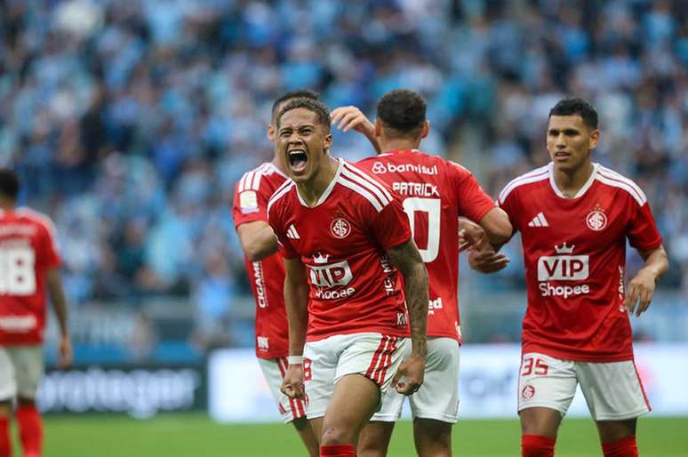 Grêmio e Internacional ficam no empate e seguem no Z4 do Brasileirão