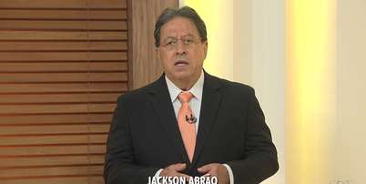 Jackson Abrão na época em que comandada o 'Jornal da Anhanguera' na afiliada da Globo em Goiás Foto: Reprodução