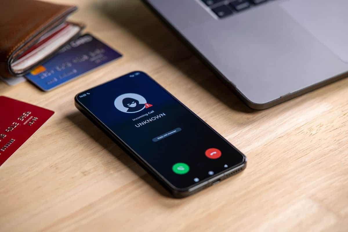 Operadoras terão de bloquear chamadas abusivas a partir de 12/11