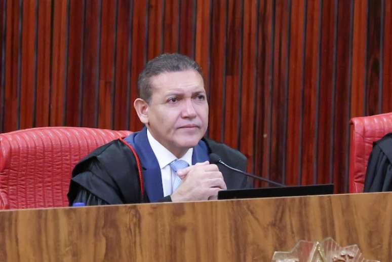 Nunes Marques mudou voto em julgamento envolvendo Master após reunião com Vorcaro, diz revista
