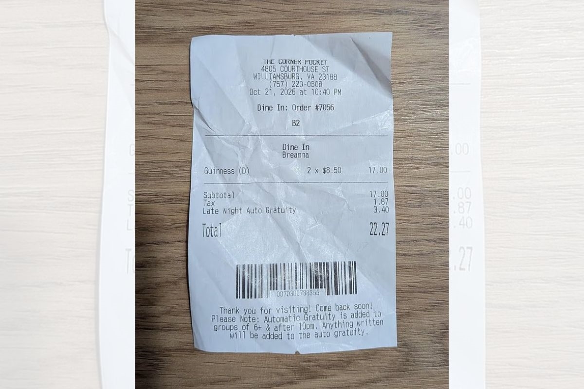 Cliente se revolta após bar cobrar gorjeta por pedido feito depois das 22h