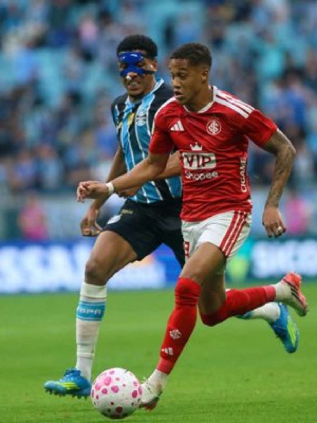 Grêmio e Internacional ficam no empate e seguem no Z4 do Brasileirão