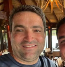 Willer Tomaz e Flávio Bolsonaro dizem publicamente que são amigos Foto: Reprodução/X