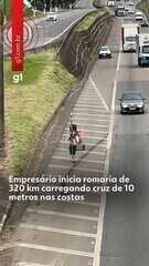 Empresário inicia romaria de 320 km até Aparecida carregando cruz de 10 metros nas costas